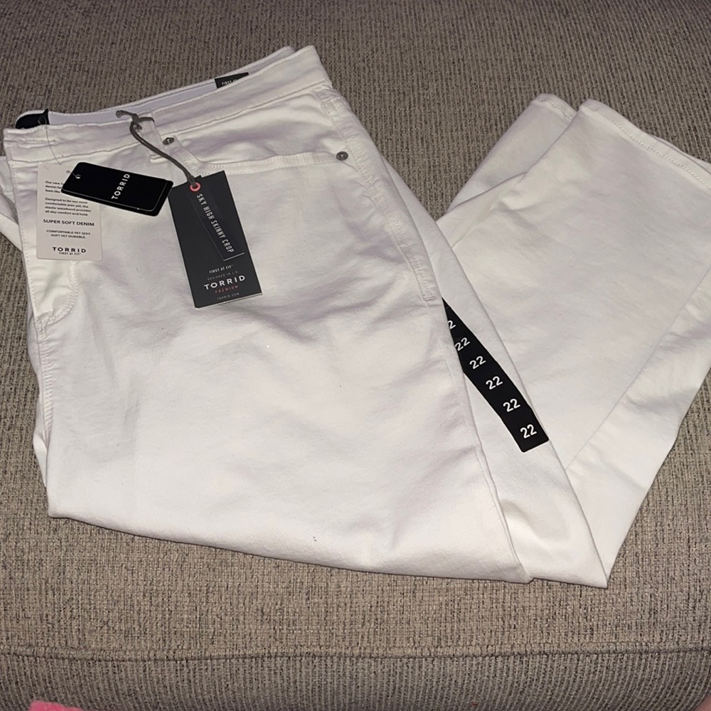 White capris